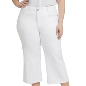NYDJ Brigitte Wide Leg Capri Jeans in Optic White